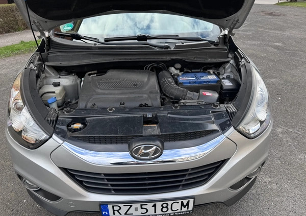 Hyundai ix35 cena 37900 przebieg: 208975, rok produkcji 2010 z Rzeszów małe 154